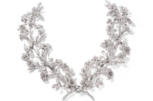 Broche devant de corsage Azucenas
