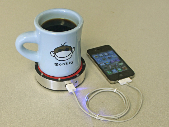Epiphany One Puck cargara tu celular con tu Café