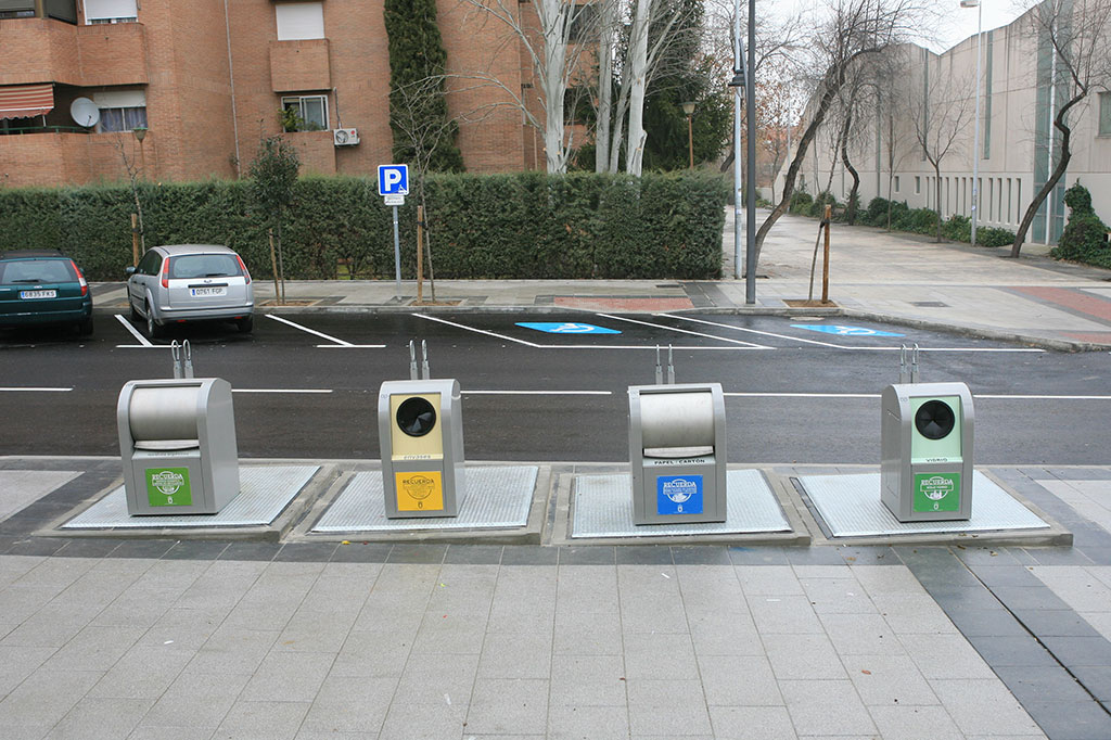 reciclar_contenedores_sibterraneos_tres_cantos_1024