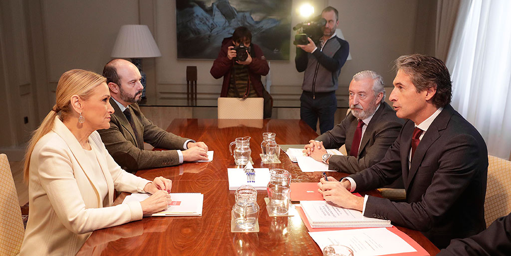 cifuentes-ministro-fomento2-1024
